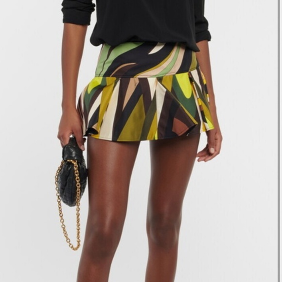 Emilio pucci micro skirt sz 2 silk like new - Picture 1 of 3